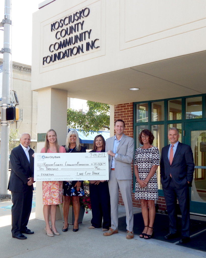 Lake City Bank Donates To Kosciusko County Community Foundation Lake City Bank Northern And